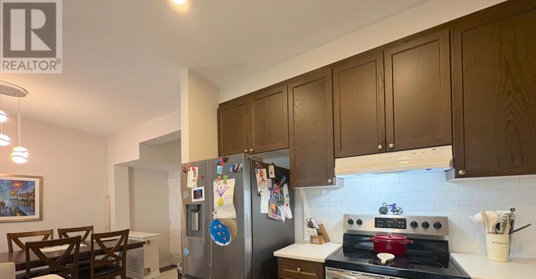 719 Derreen Avenue, Ottawa, ON, K2S 2Y9 - 13