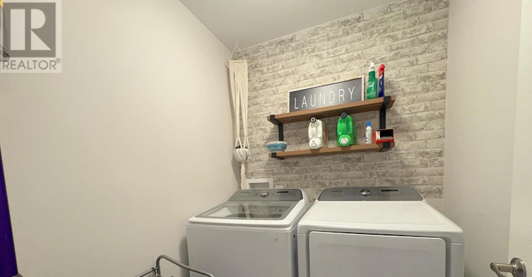 719 Derreen Avenue, Ottawa, ON, K2S 2Y9 - 26