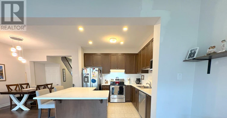 719 Derreen Avenue, Ottawa, ON, K2S 2Y9 - 8