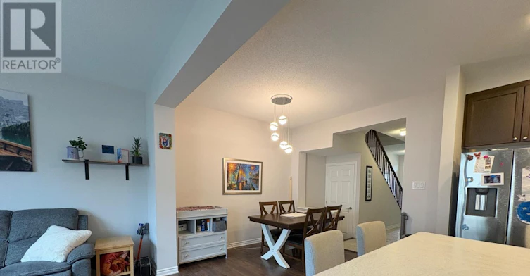 719 Derreen Avenue, Ottawa, ON, K2S 2Y9 - 11