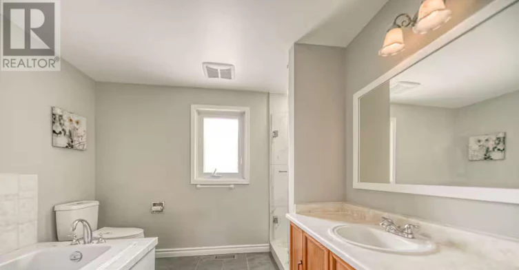 27 Gladiola Court, Whitby, ON, L1R 1N8 - 24