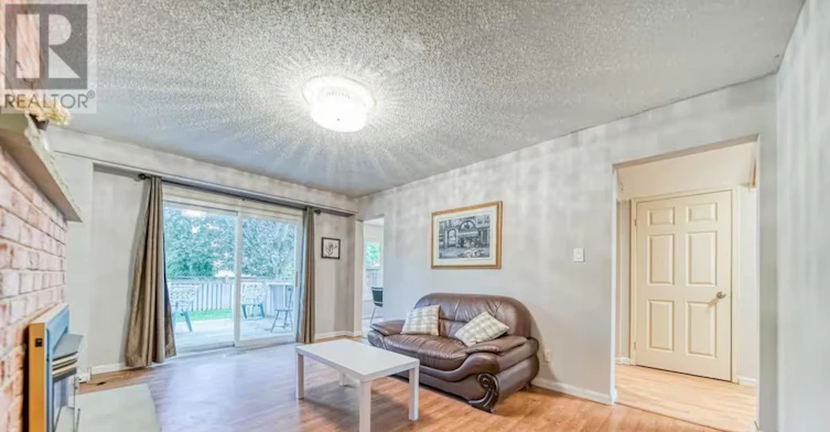 27 Gladiola Court, Whitby, ON, L1R 1N8 - 5