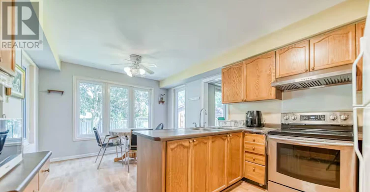 27 Gladiola Court, Whitby, ON, L1R 1N8 - 12