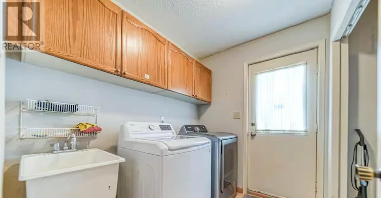 27 Gladiola Court, Whitby, ON, L1R 1N8 - 37