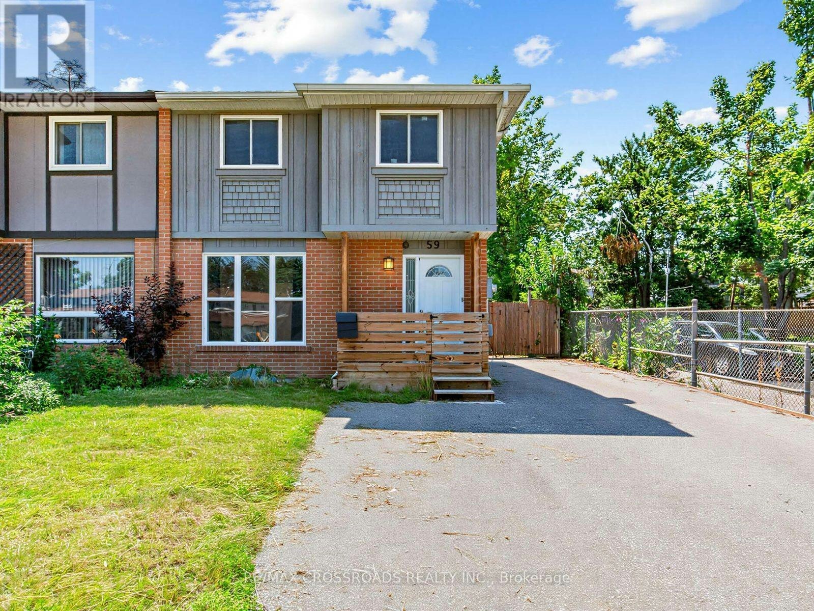 59 Chaucer Crescent, Barrie, ON, L4N 4T8
