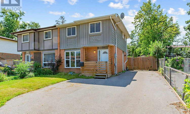 59 Chaucer Crescent