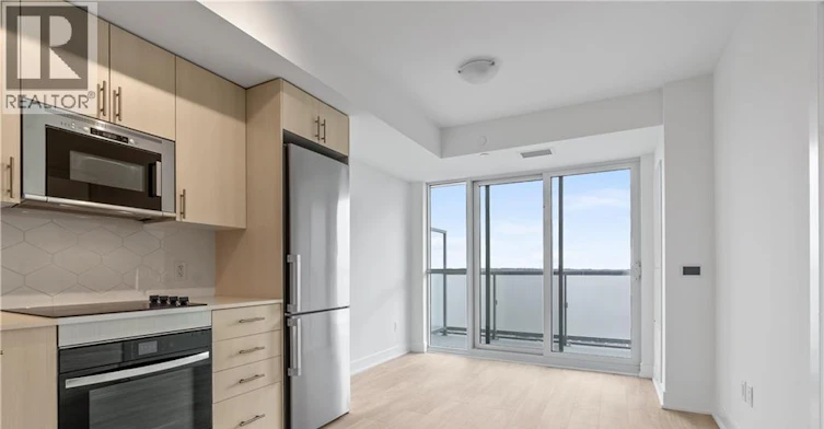 2621-2545 Simcoe Street N, Oshawa, ON, L1H 7K4 - 3
