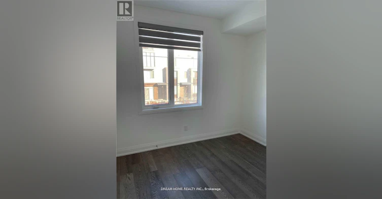 2-18 Greenbriar Road, Toronto, ON, M2K 0G7 - 5