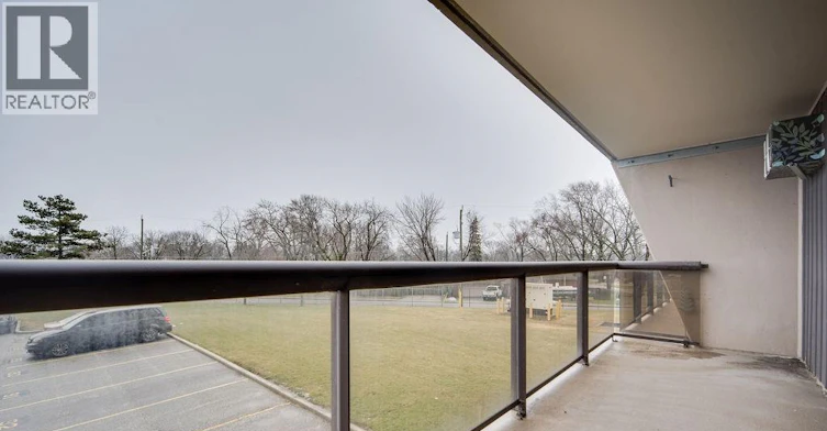 221-9099 Riverside Drive E, Windsor, ON, N8S 4P9 - 14