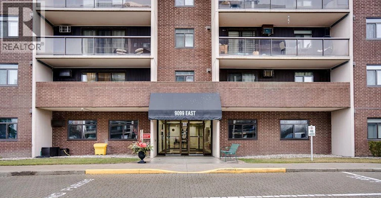 221-9099 Riverside Drive E, Windsor, ON, N8S 4P9 - 2