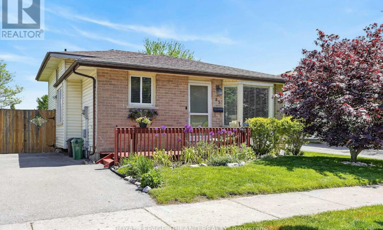 85 Adswood Road