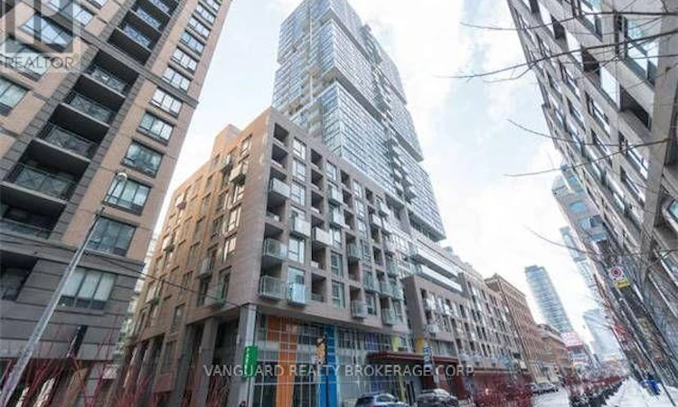 513-199 Richmond Street W