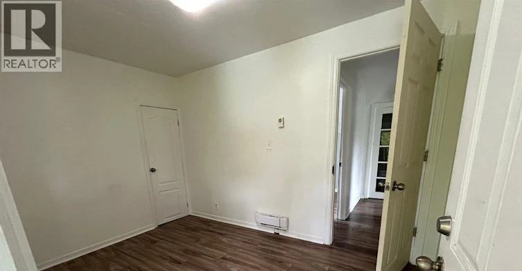 UPPER-3153 Peter Street, Windsor, ON, N9C 1H3 - 13
