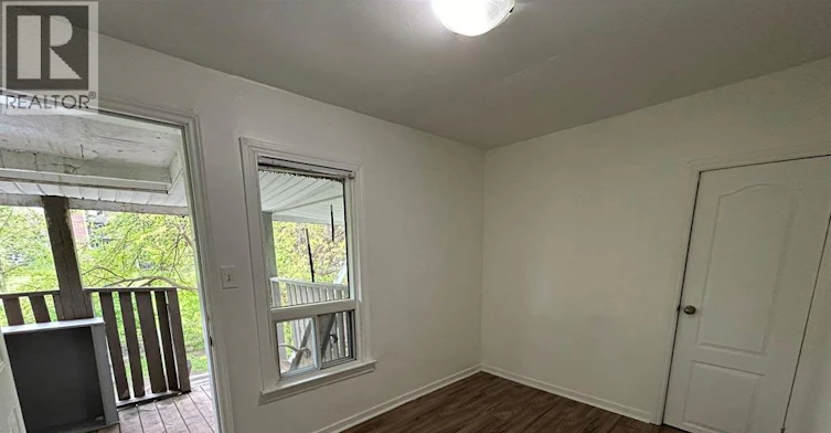 UPPER-3153 Peter Street, Windsor, ON, N9C 1H3 - 12