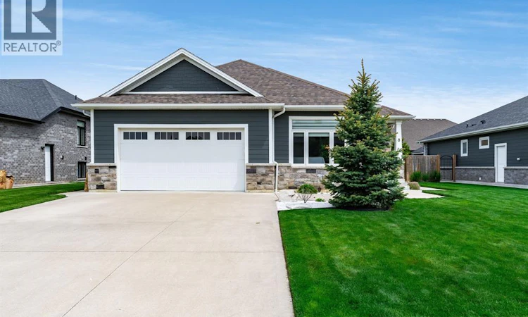 8 Wisteria Lane