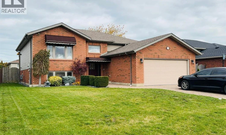 890 Southwood Drive