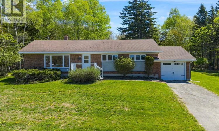 68 Elizabeth Parkway