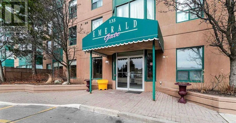 1010-135 Hillcrest Avenue, Mississauga, ON, L5B 4B1