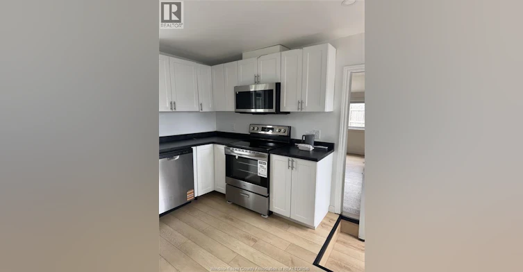 2-819 Frank Avenue, Windsor, ON, N8S 3P4 - 3