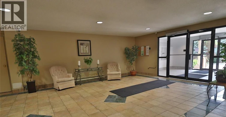 201-3000 Sandwich Street, Windsor, ON, N9C 4G3 - 27