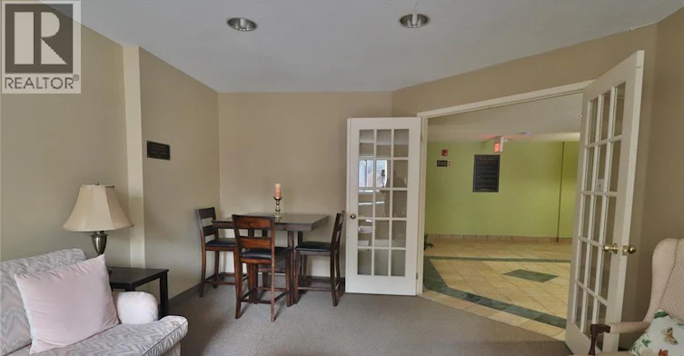 201-3000 Sandwich Street, Windsor, ON, N9C 4G3 - 30