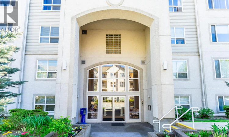 408-650 SW Third Street
