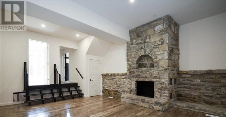 A-177 Cathcart Street, Ottawa, ON, K1N 5C1 - 2