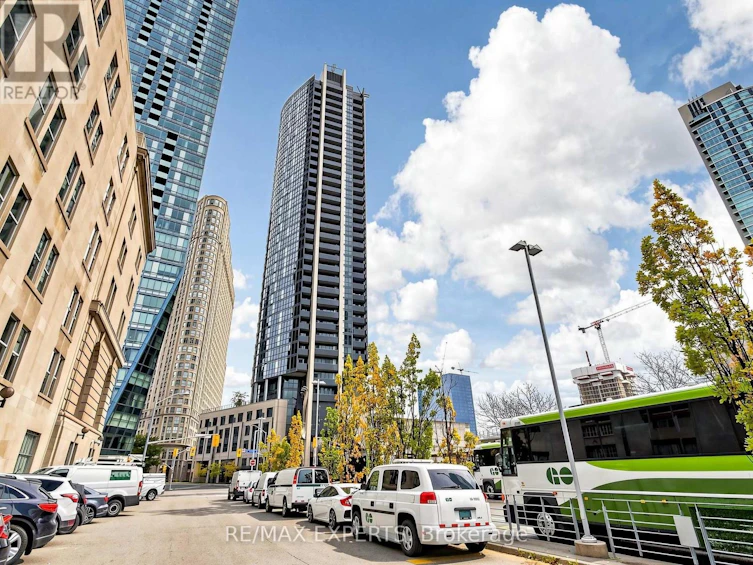 2305-1 The Esplanade Drive, Toronto, ON, M5E 0A8