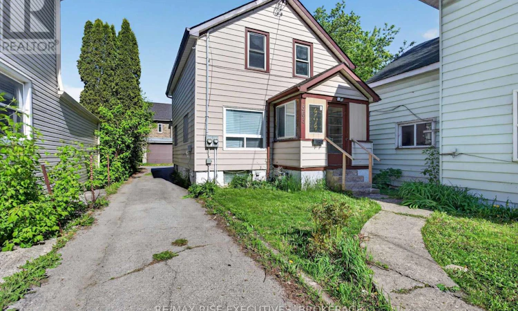 363 Alfred Street