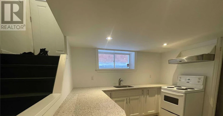 LOWER-24 Strathgowan Avenue, Toronto, ON, M4N 1B9 - 3