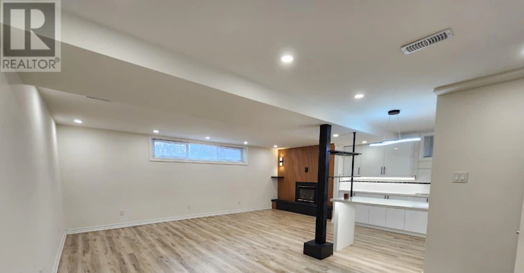 LOWER-3 Cabot Court, Aurora, ON, L4G 2Y9 - 6