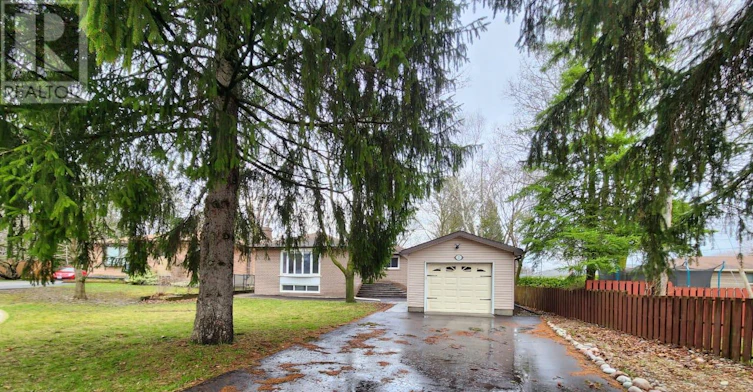 LOWER-3 Cabot Court, Aurora, ON, L4G 2Y9