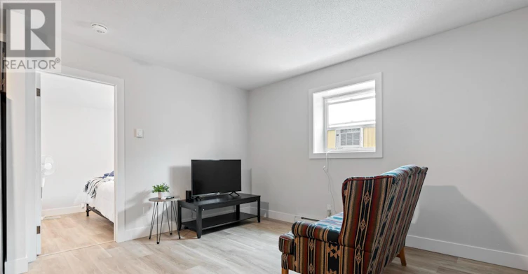 4-383 Main Street S, Exeter, ON, N0M 1S6 - 4