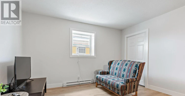 4-383 Main Street S, Exeter, ON, N0M 1S6 - 5