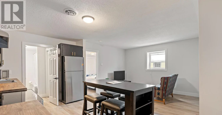 4-383 Main Street S, Exeter, ON, N0M 1S6 - 2