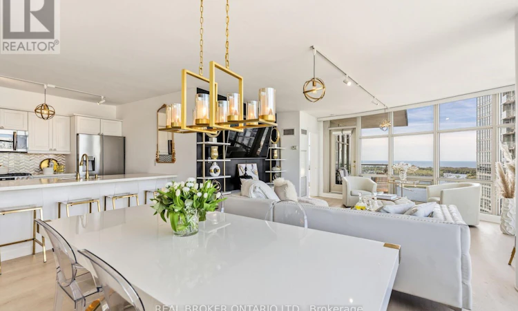 3812-10 Navy Wharf Court
