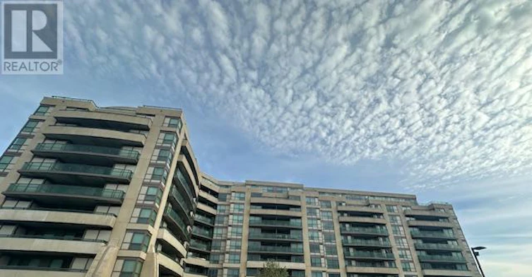 220-75 Norman Bethune Avenue, Richmond Hill, ON, L4B 0B6 - 2