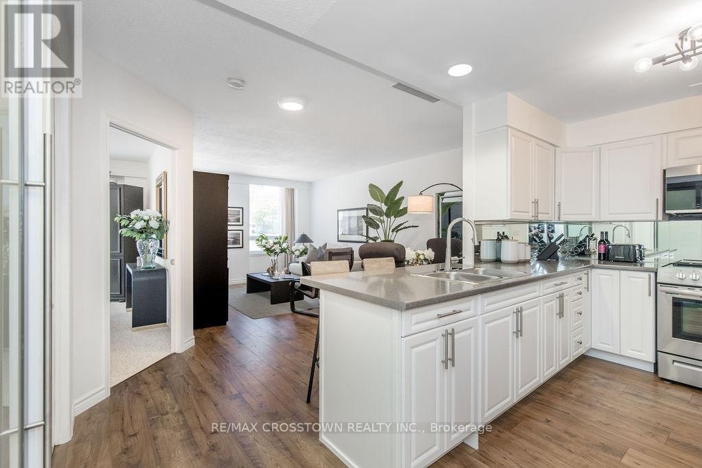 44-74 Ross Street, Barrie, ON, L4N 1G3