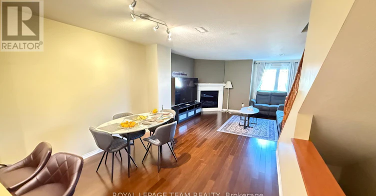 390 Crownridge Drive N, Ottawa, ON, K2M 3A4 - 3
