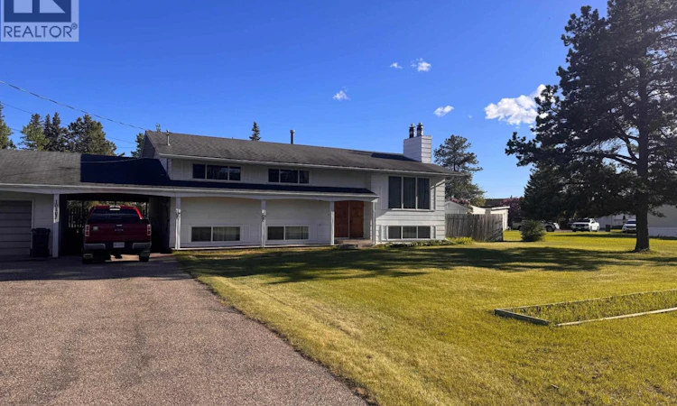 10102 Paquette Avenue