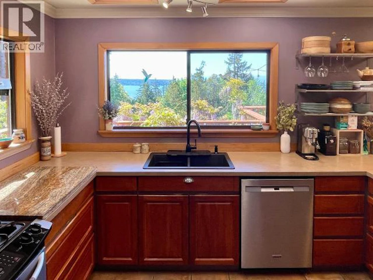 4108 101 Highway, Powell River, BC, V8A 0C7 - 17