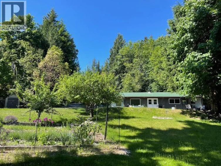 4108 101 Highway, Powell River, BC, V8A 0C7 - 41