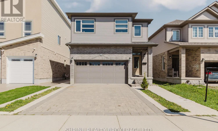 4369 Lismer Lane