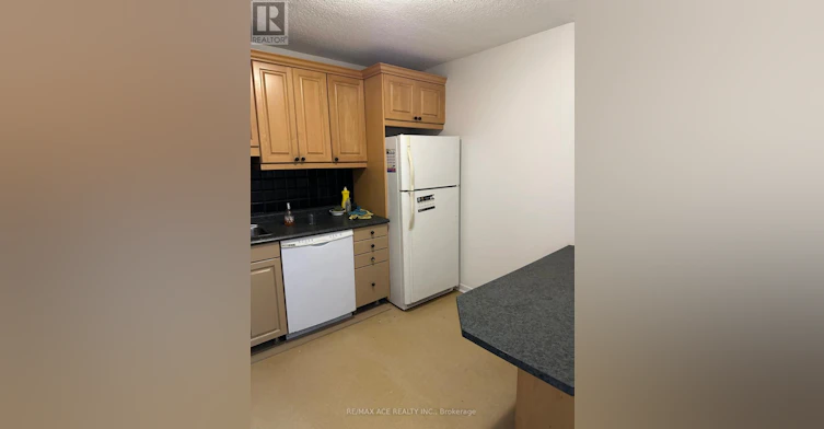 2807-10 Tangreen Court, Toronto, ON, M2M 4B9 - 10