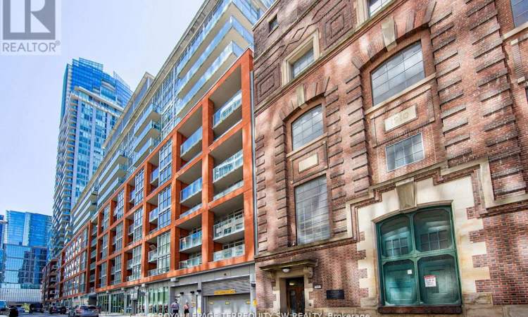 302-21 Nelson Street