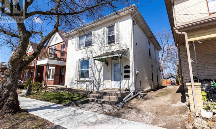 300 Dalhousie Street