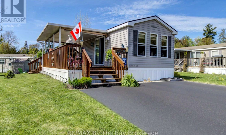 14 Kenora Trail