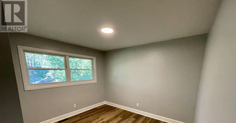 MAIN LEVEL-39 Silvercreek Parkway N, Guelph, ON, N1H 3T1 - 20