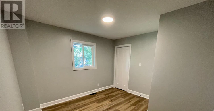 MAIN LEVEL-39 Silvercreek Parkway N, Guelph, ON, N1H 3T1 - 16