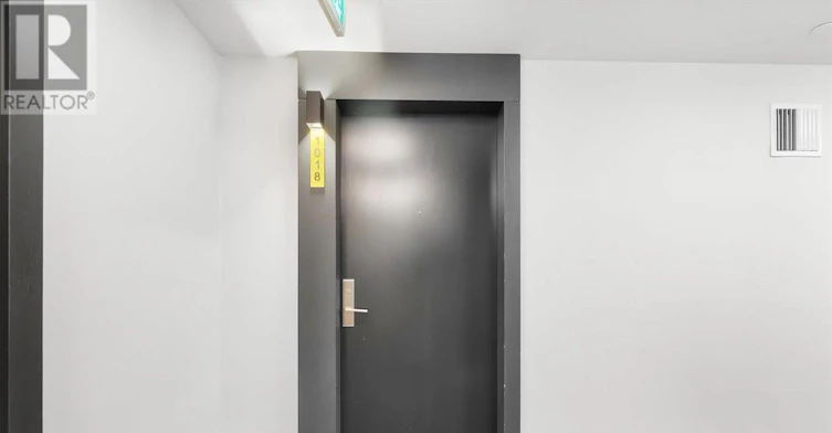 1018-158 Front Street E, Toronto, ON, M5A 0K9 - 3